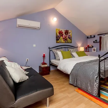 Apartment Dalmatian Cottage, Pedestrian Zone Split