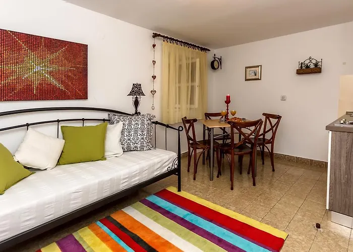 Apartment Dalmatian Cottage, Pedestrian Zone